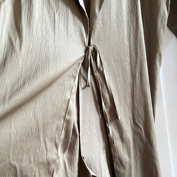 Zara Wrinkle Look Flowy Trench Coat - Picture 14 of 14